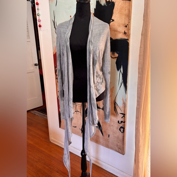 Sarah Pacini Abstract Wrap Sweater Top - Picture 4 of 6